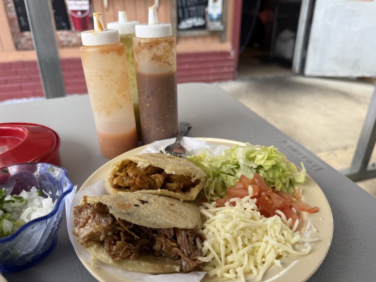 Tacos y Carnitas “El Jefe”