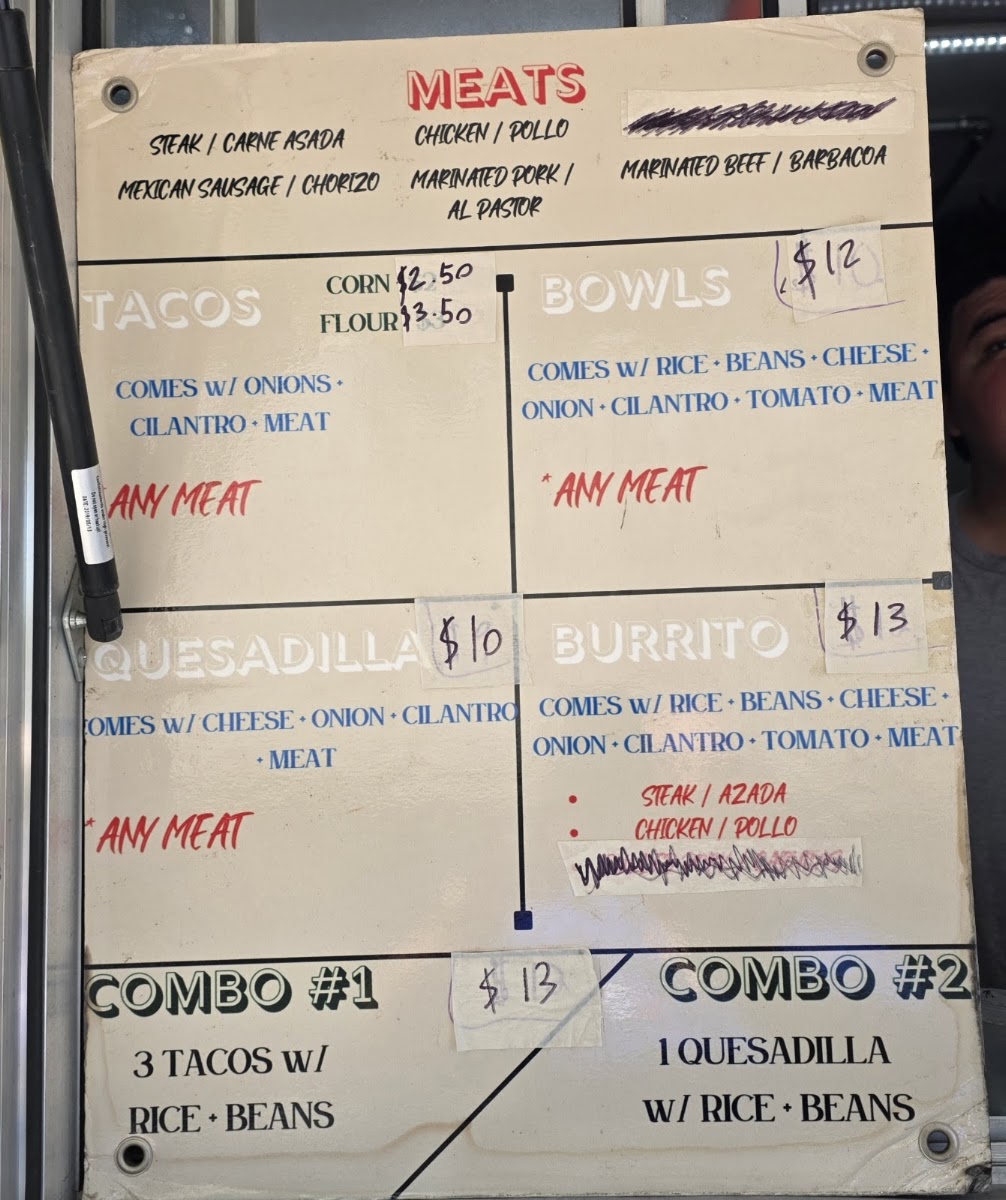 Nin's 5 Tacos menu board