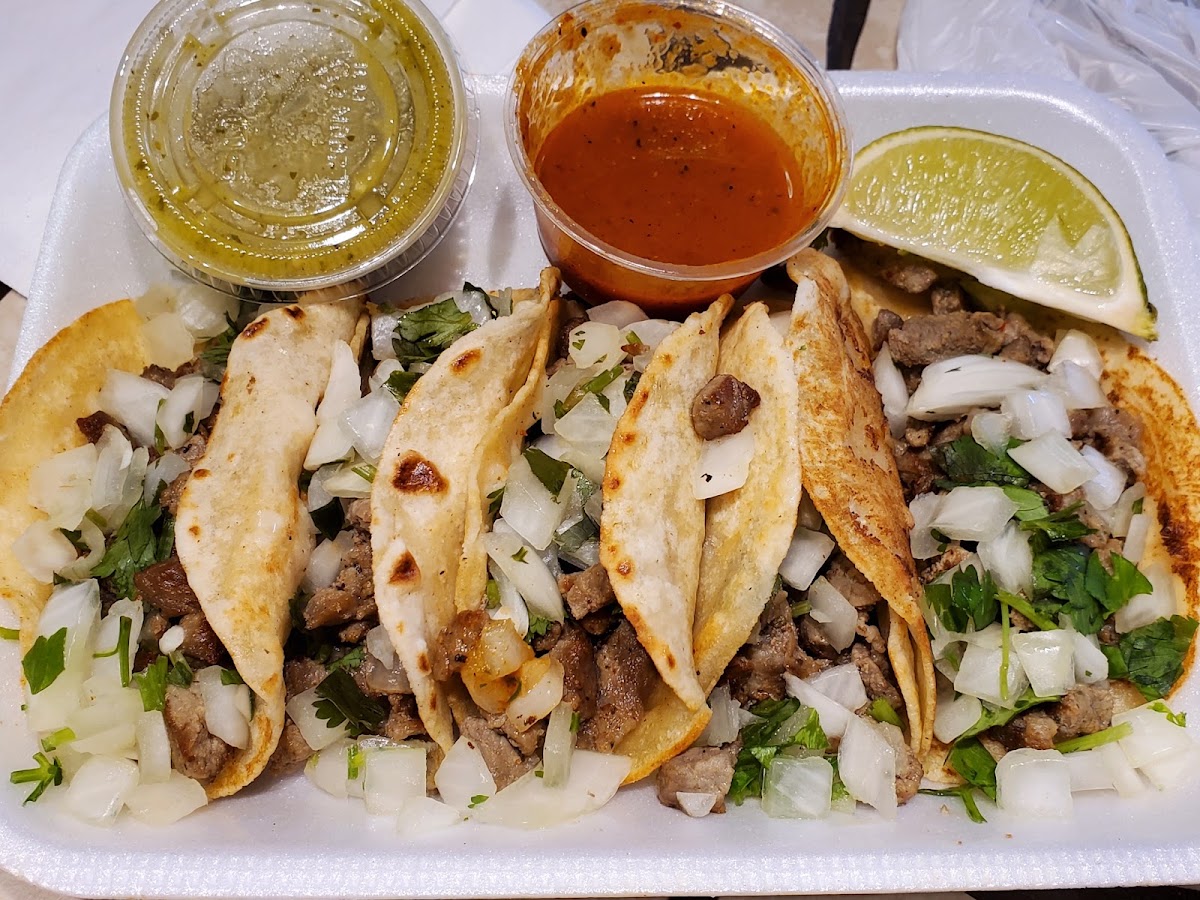 Nin's 5 Tacos