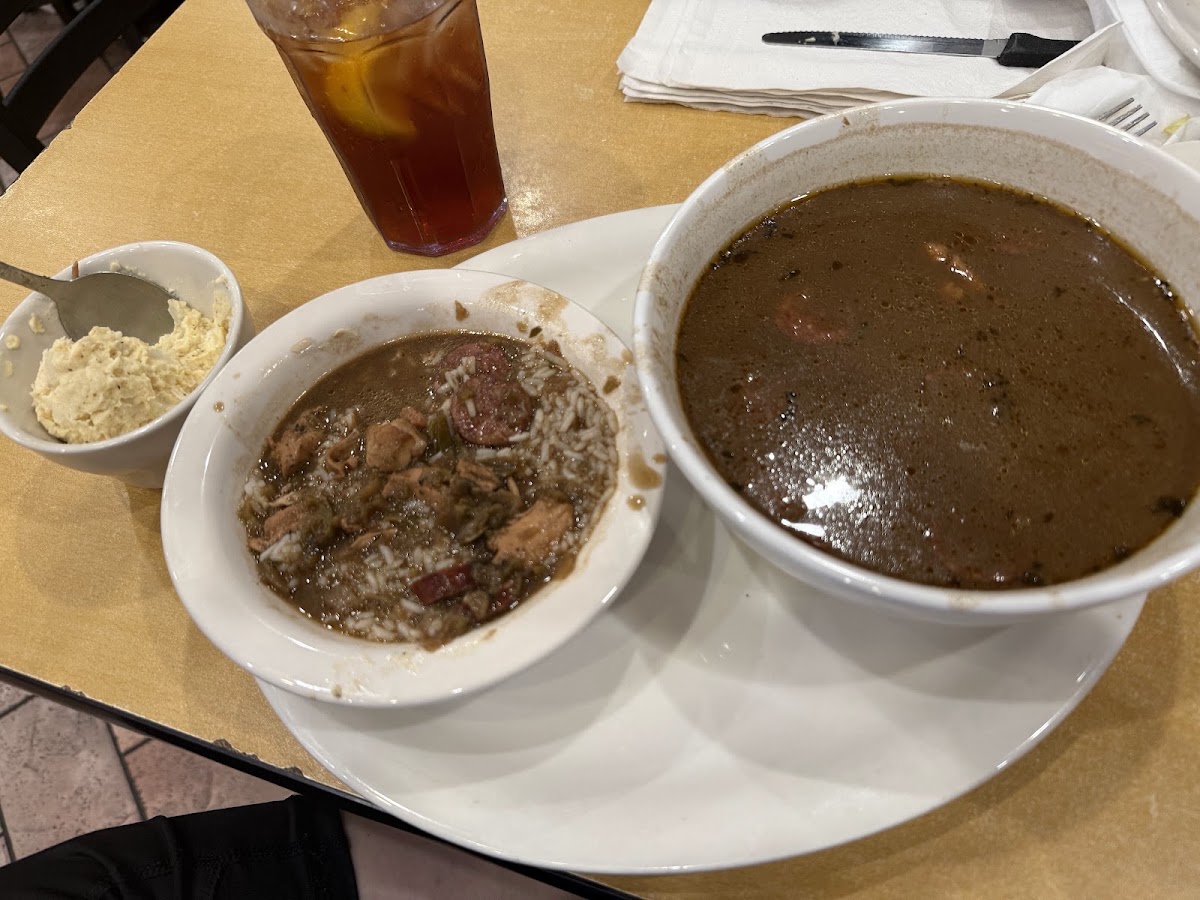 Rascal’s Cajun Restaurant