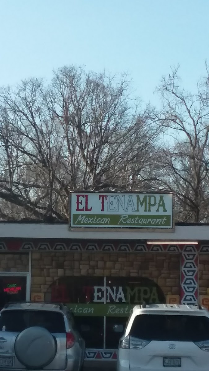 El Tenampa Taqueria & Groceries