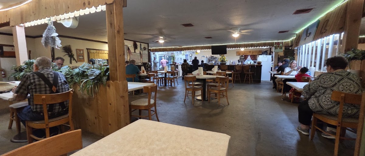 Aunt Di's Kountry Kitchen