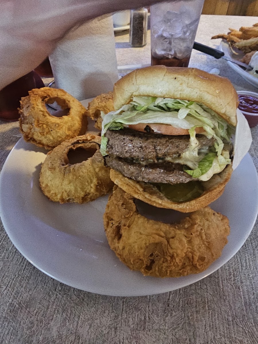 Aunt Di's Kountry Kitchen