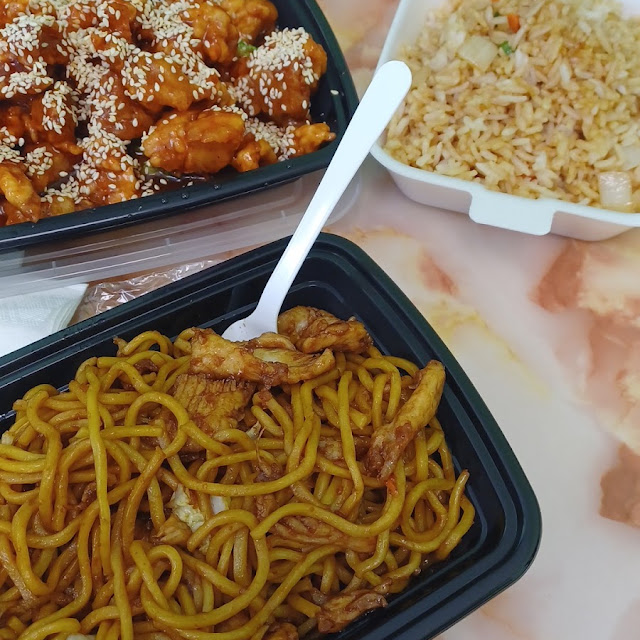 Lo Mein with Chicken Combo