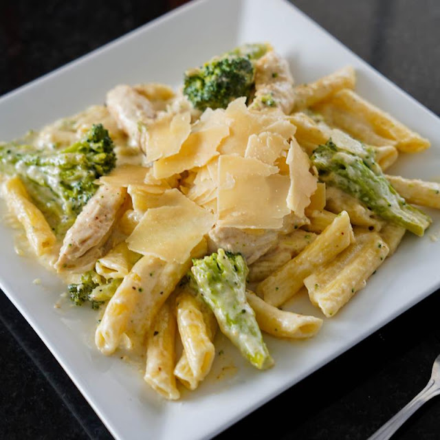 Chicken Broccoli Penne Alfredo Style