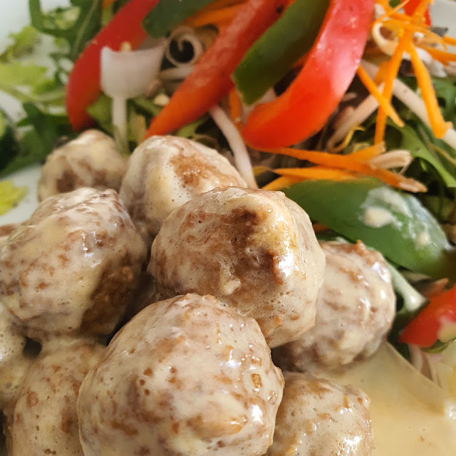 Köttbullar