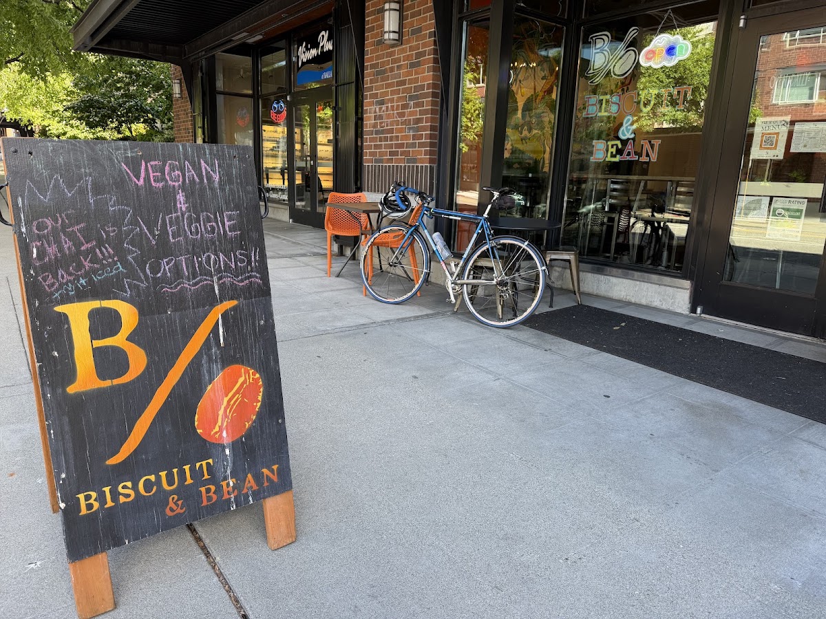 Biscuit & Bean menu board