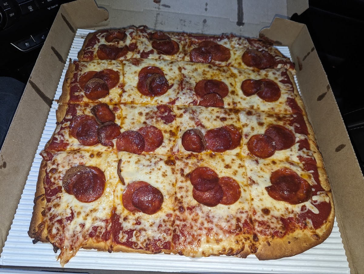 Fox's Pizza Den Burgettstown