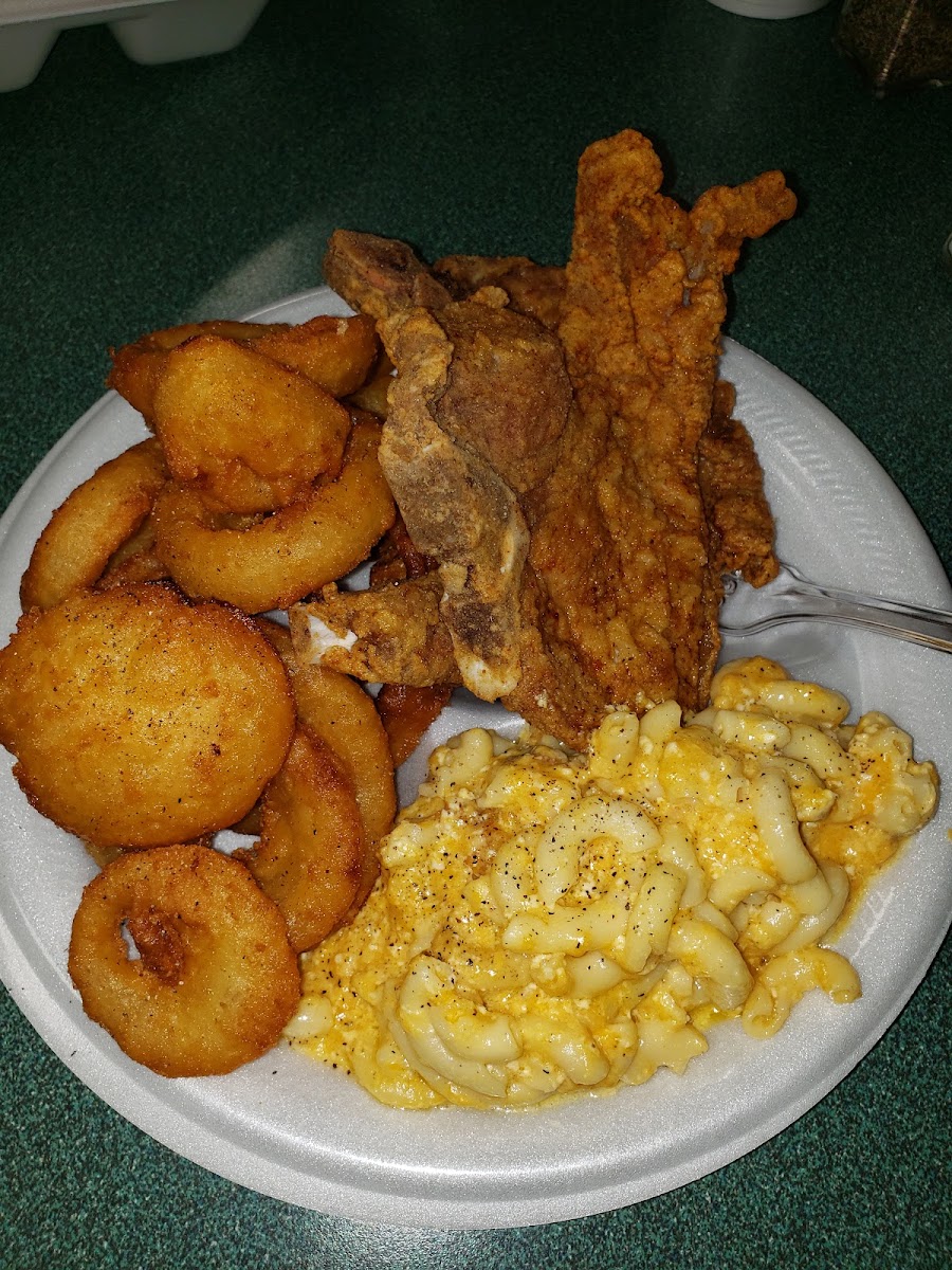 L J Snack Shop