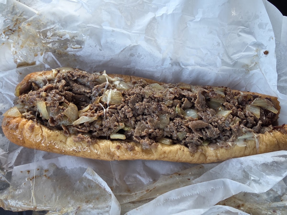 Philly’s Cheesesteaks 215