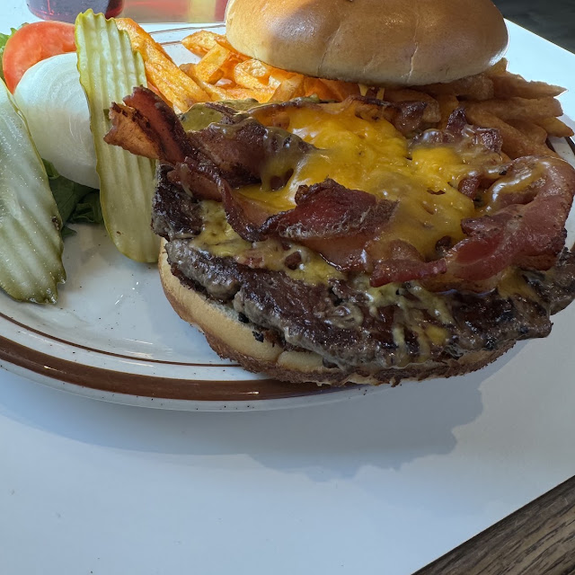 Bacon Cheeseburger
