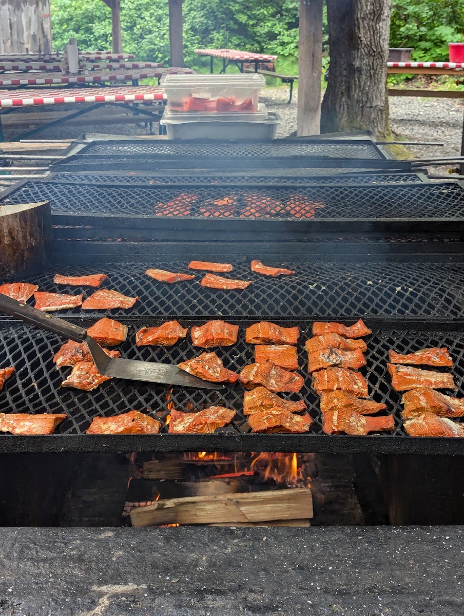 Liarsville Gold Rush Trail Camp & Salmon Bake