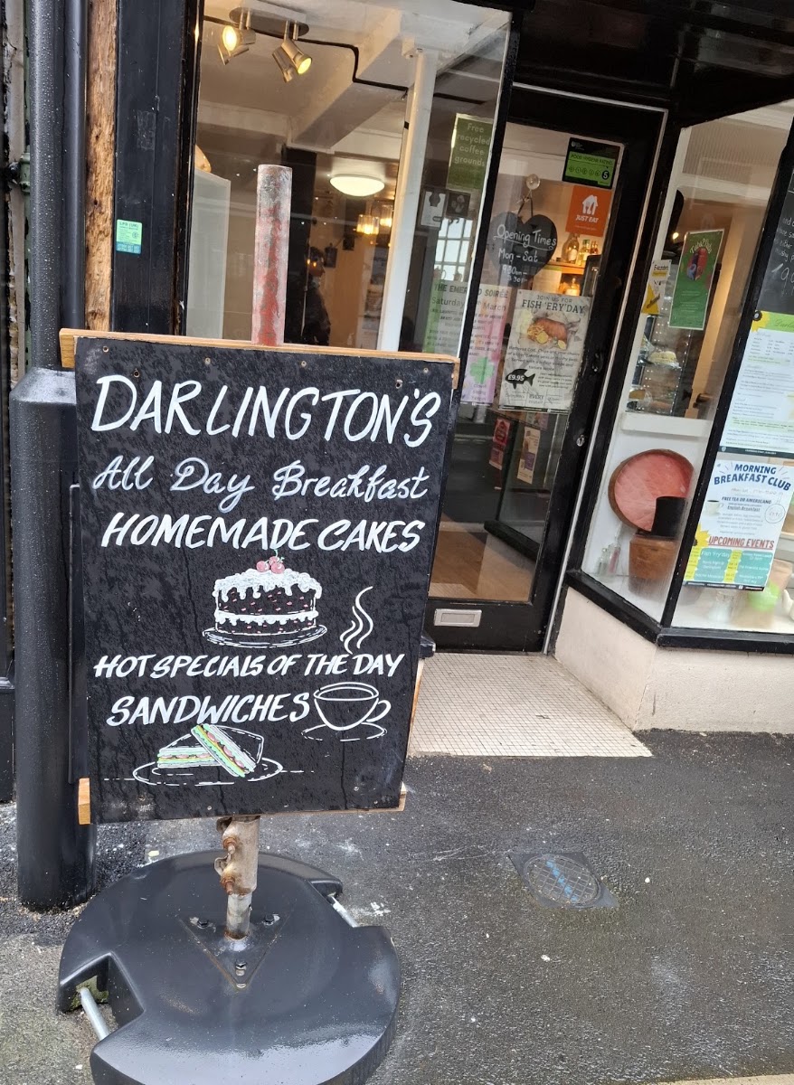 Darlington's Tea & more menu board