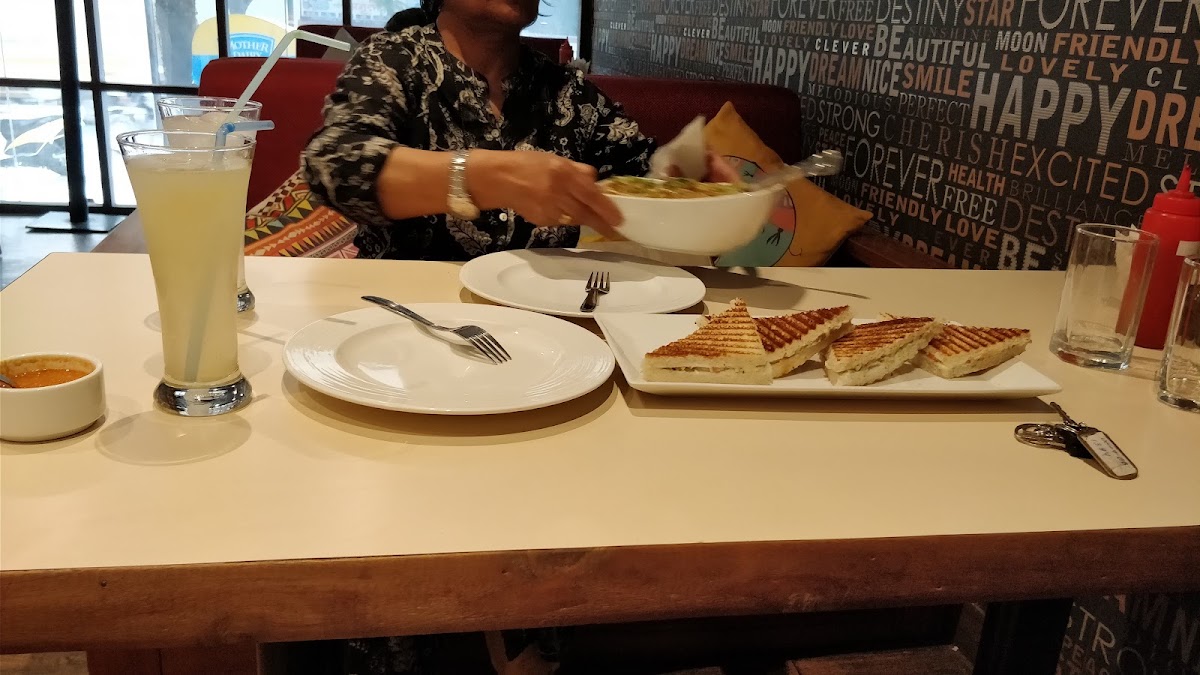 Cafe broadSTREET