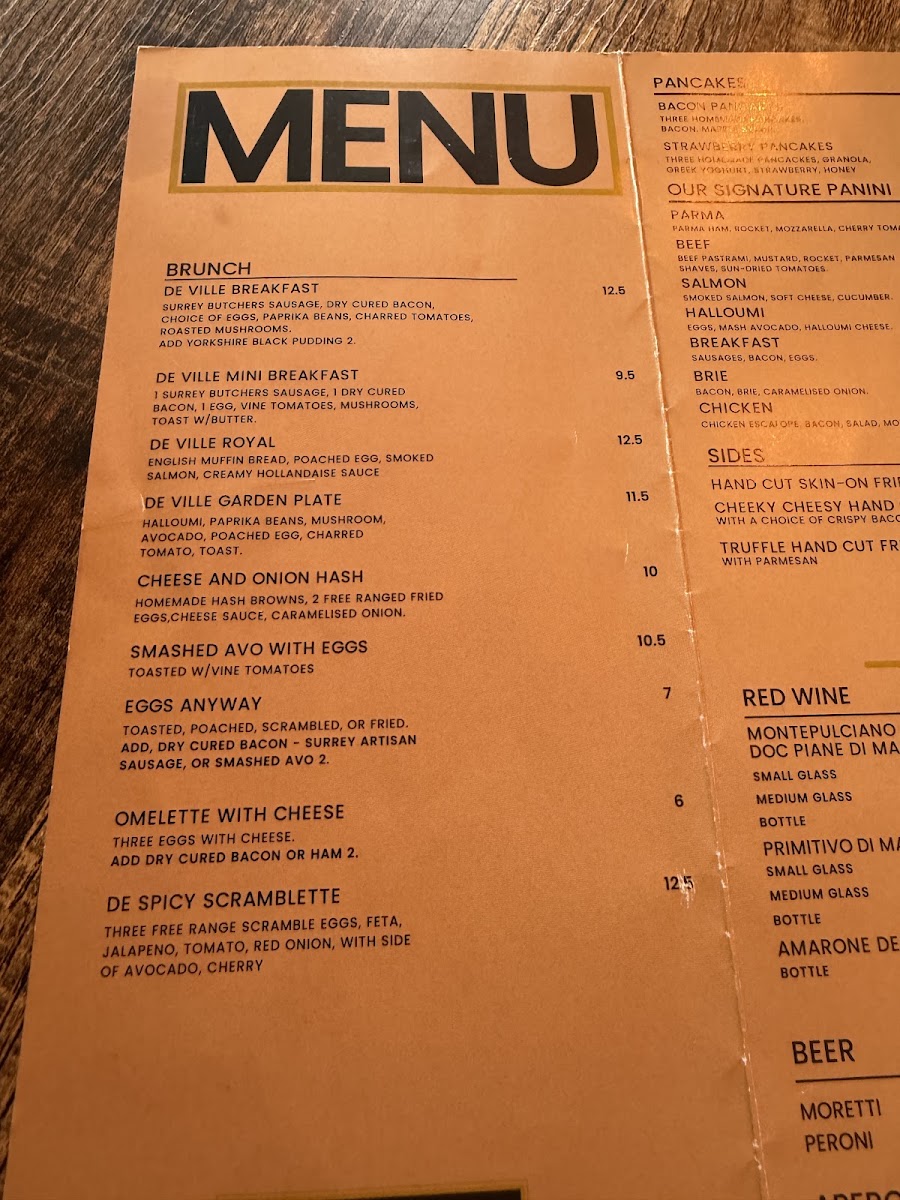 Cafe De Ville menu board