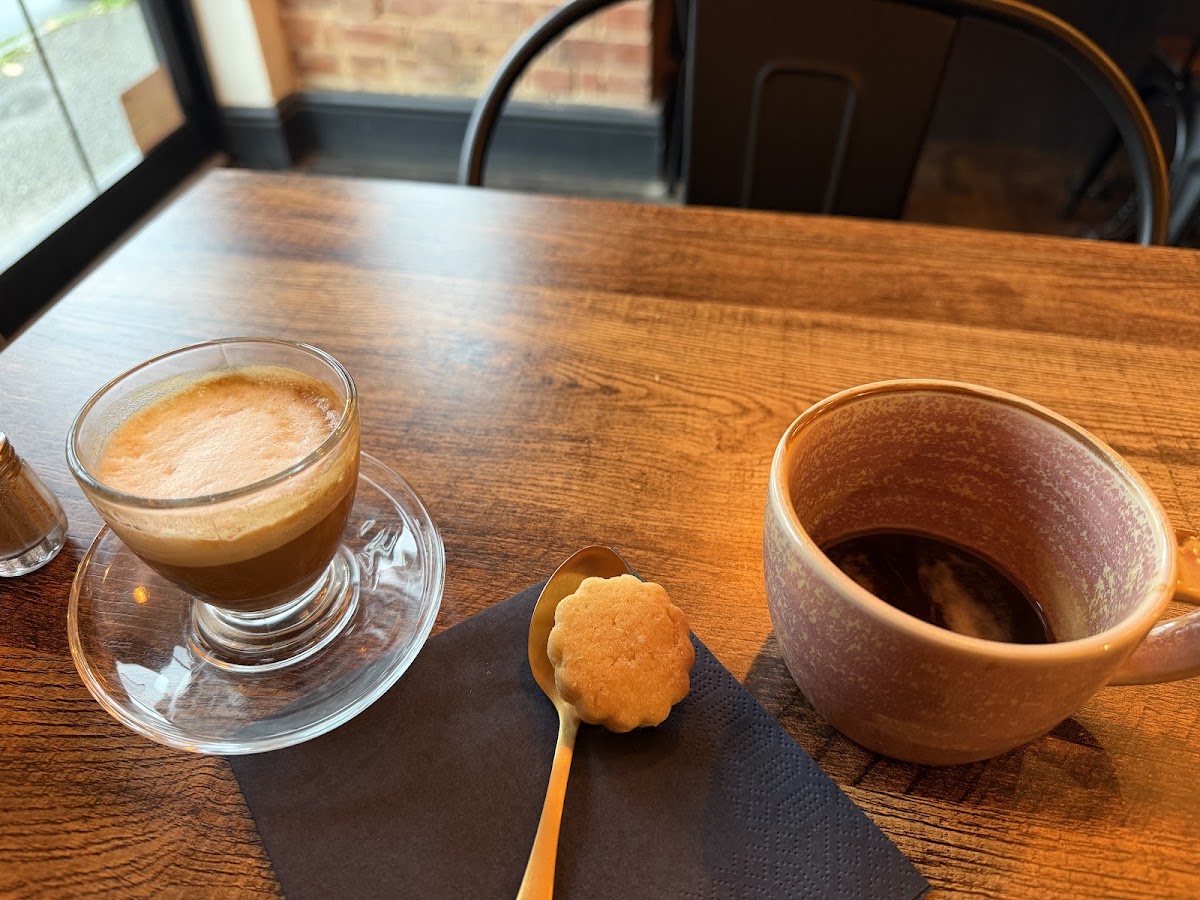 Cafe De Ville
