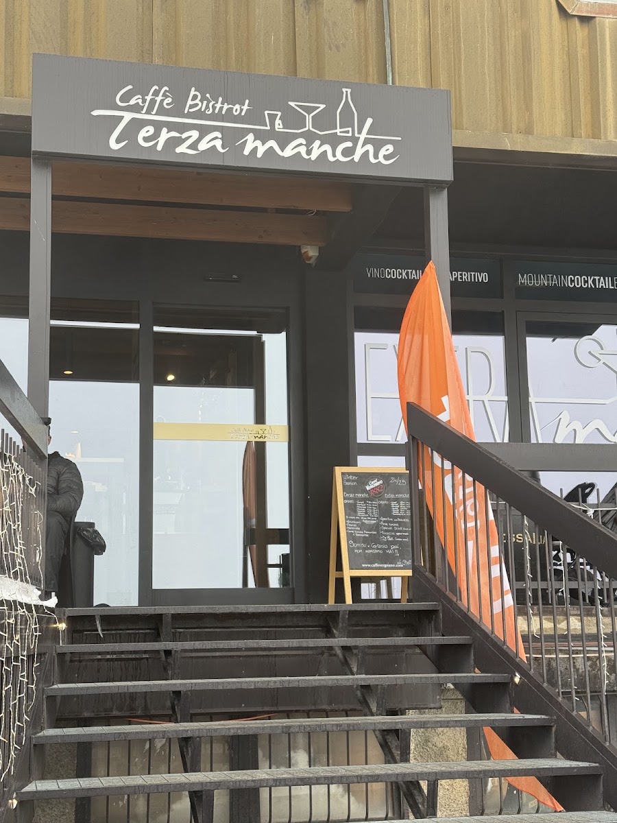 Coffee Third Manche