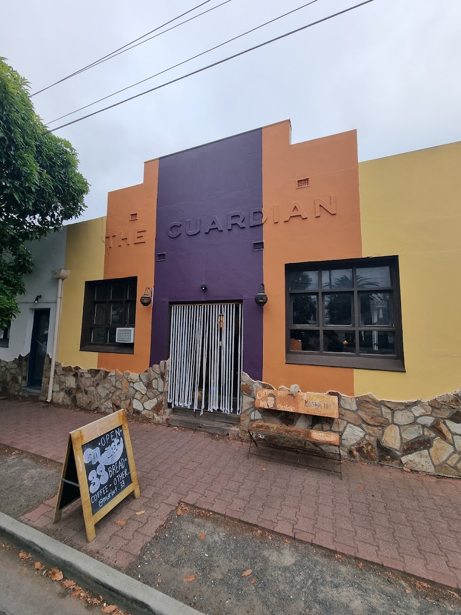 Market 33