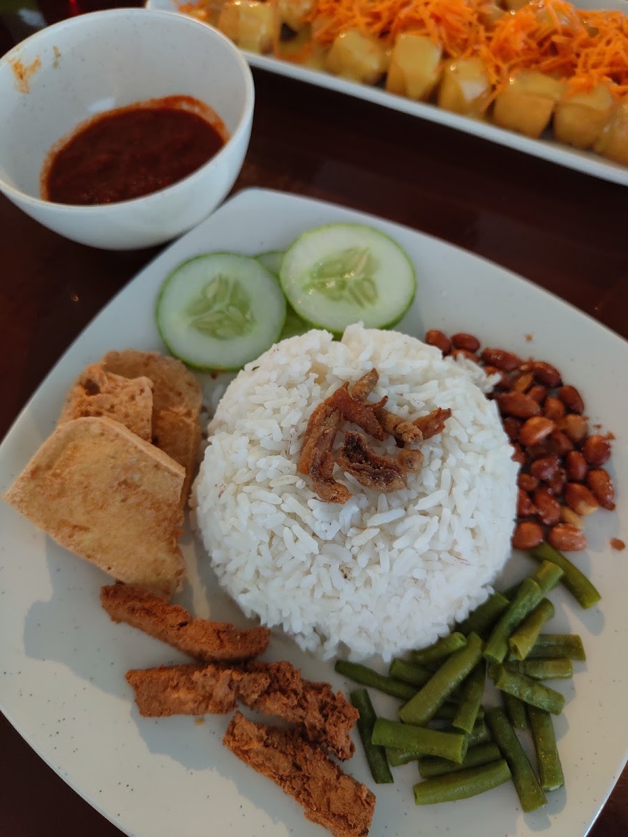 Kafe Cherish Garden