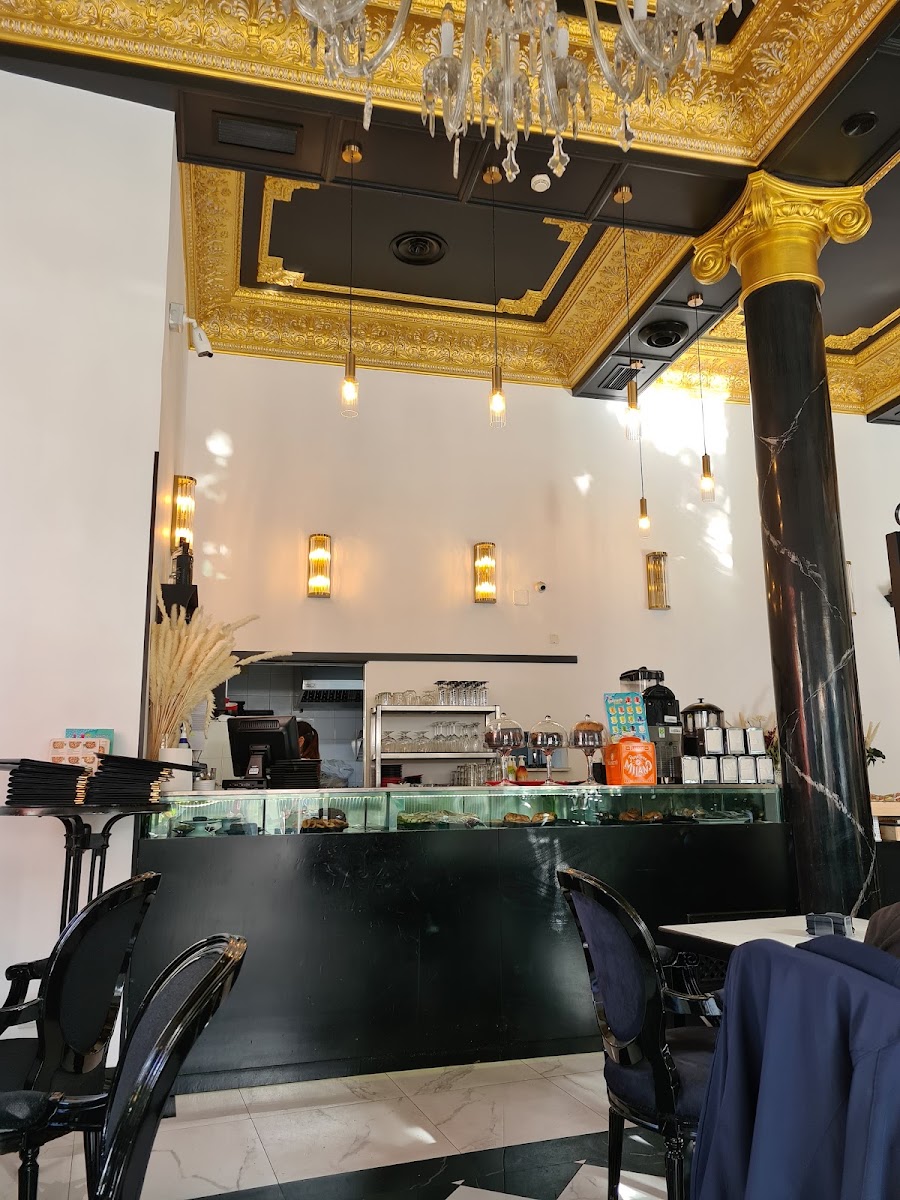 Pompeia Cafe