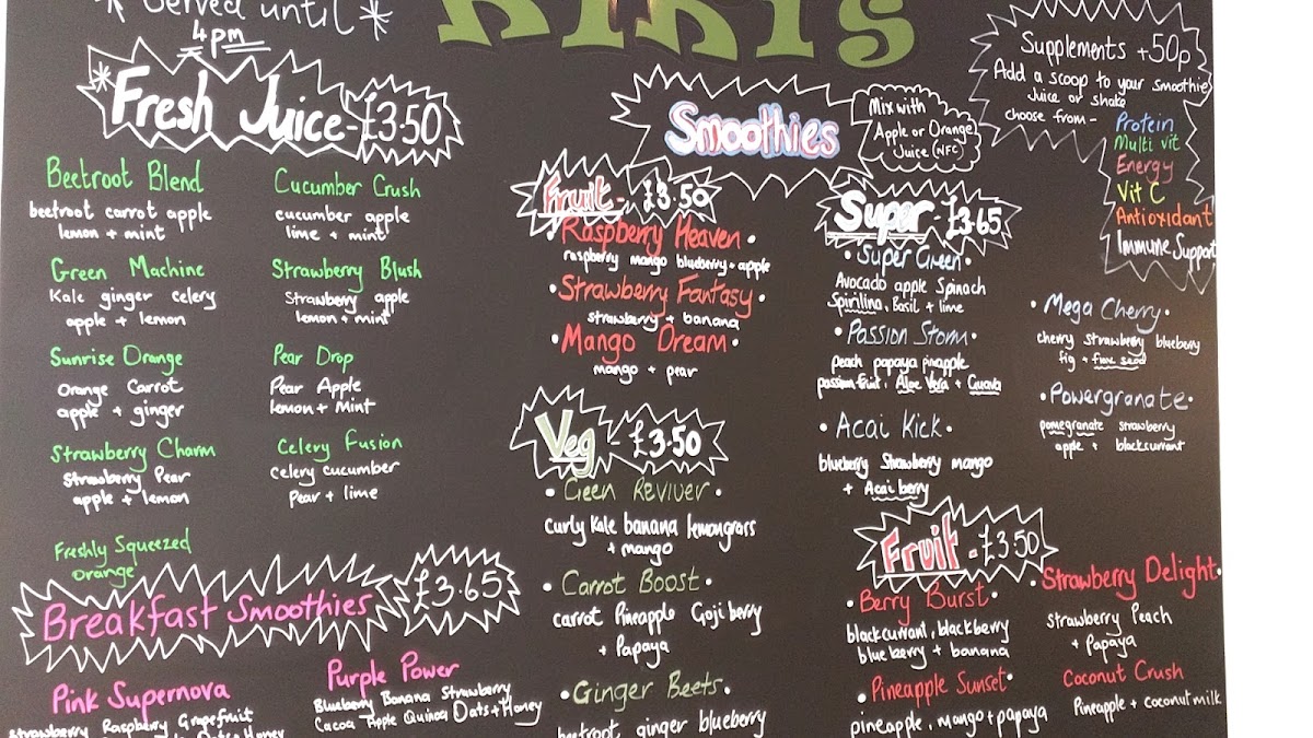 KiKi's cafe and juice bar menu board