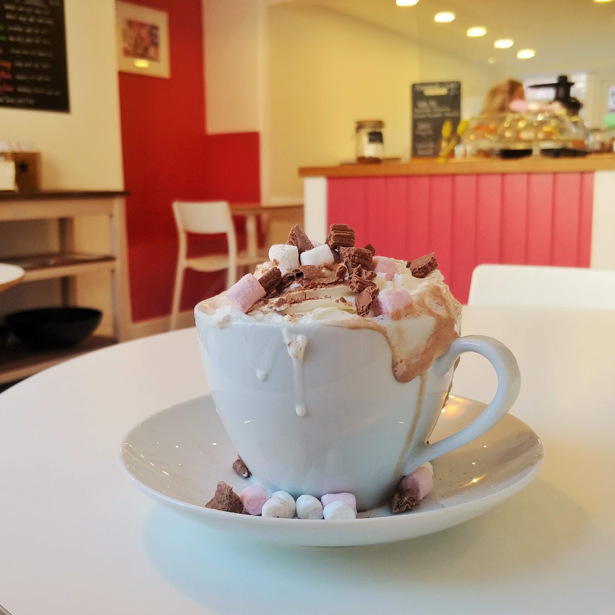 KiKi's cafe and juice bar