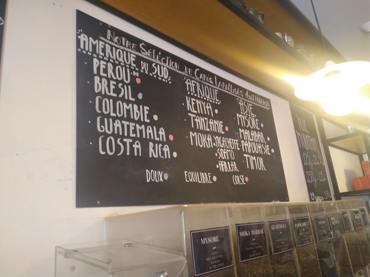 Cafés Debout menu board