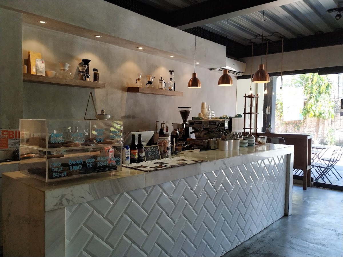 Common Folk Coffee Bar