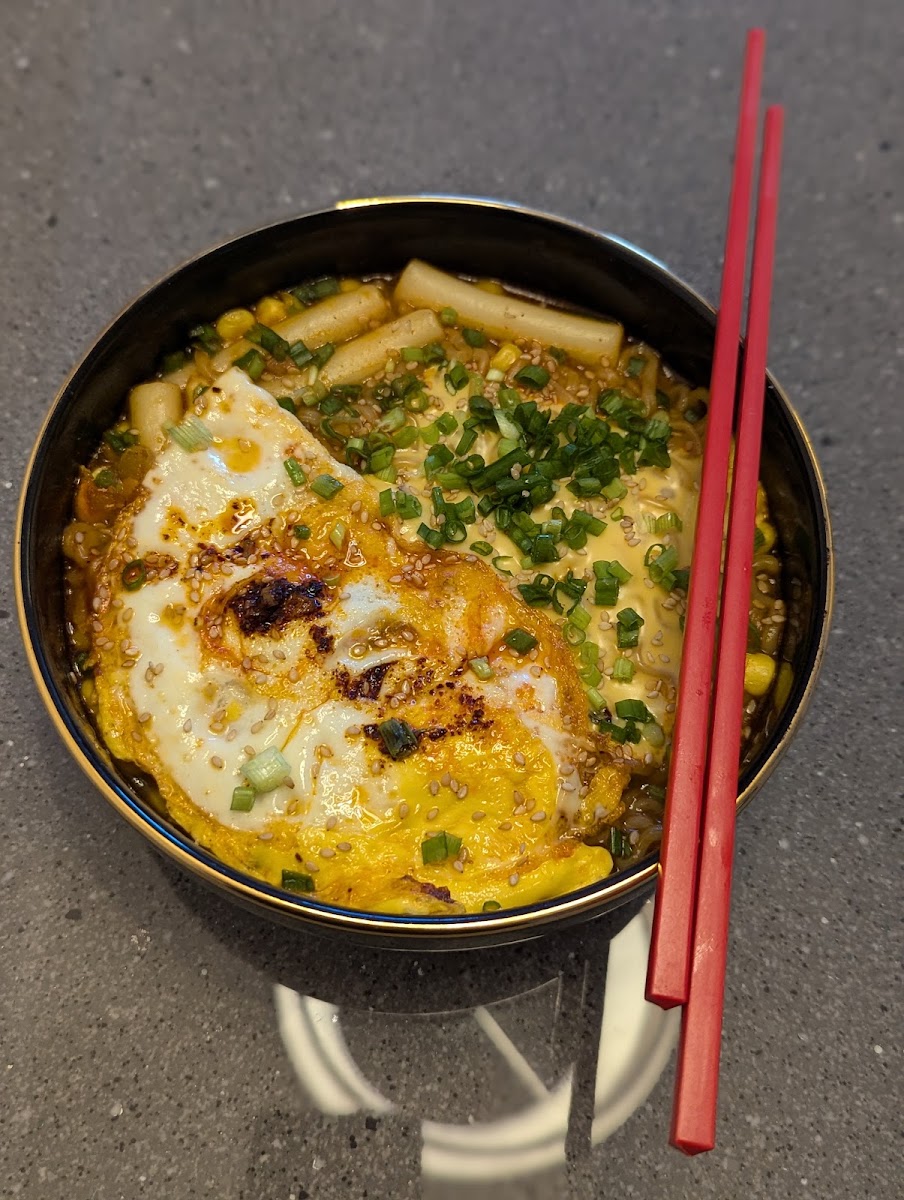 The Noodles Cafe x D'ill Coffee House