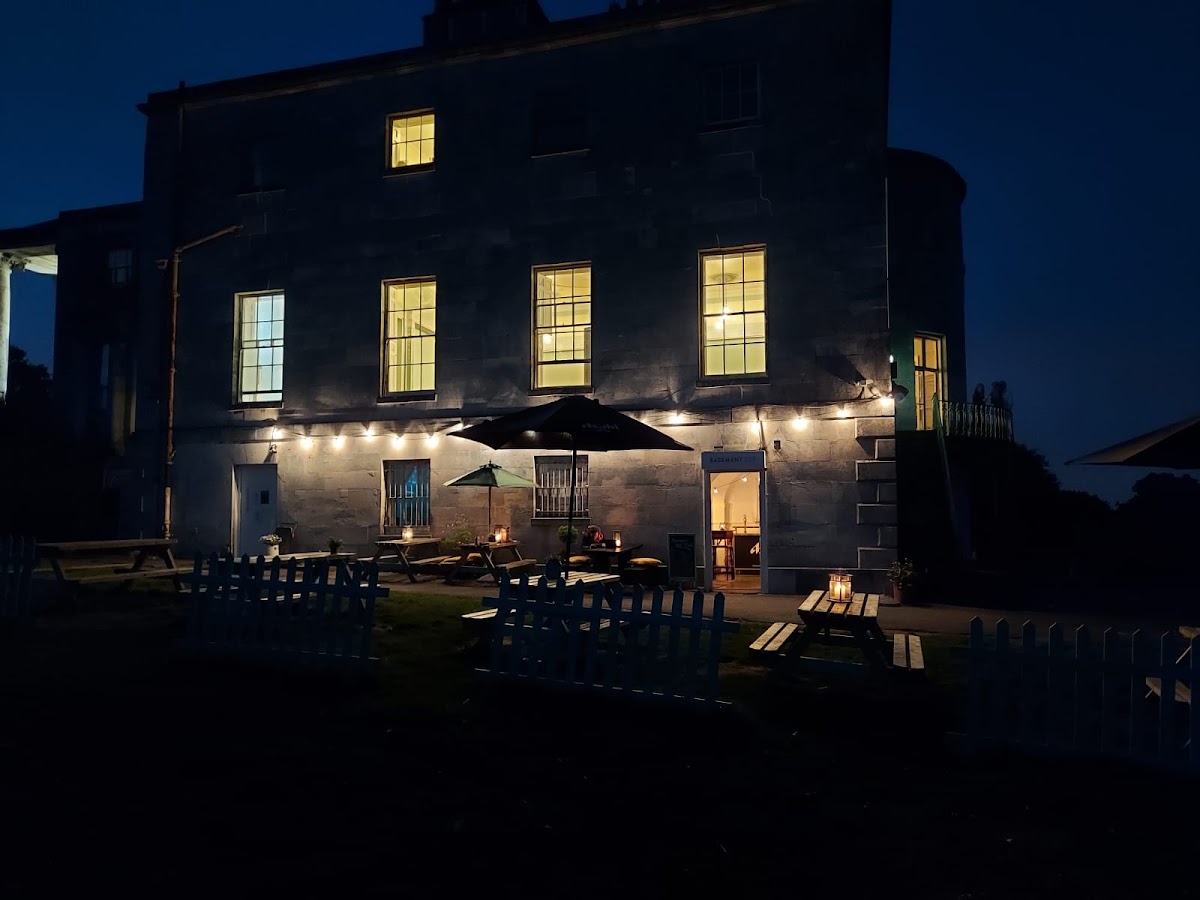 The Mansion Bar & Café