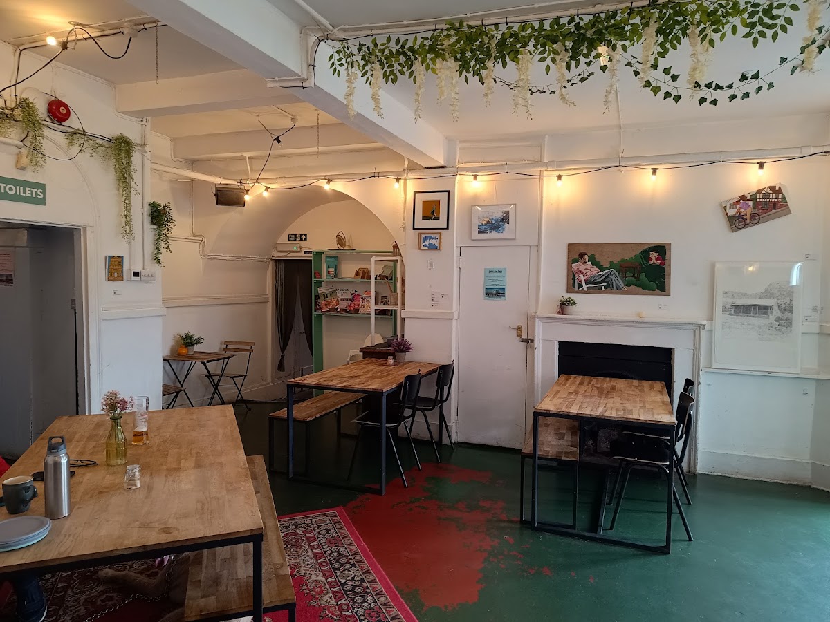 The Mansion Bar & Café