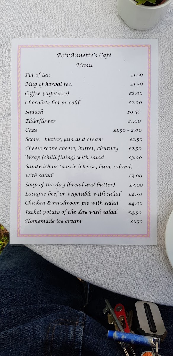 PetrAnnettes Vintage Barn Café menu board