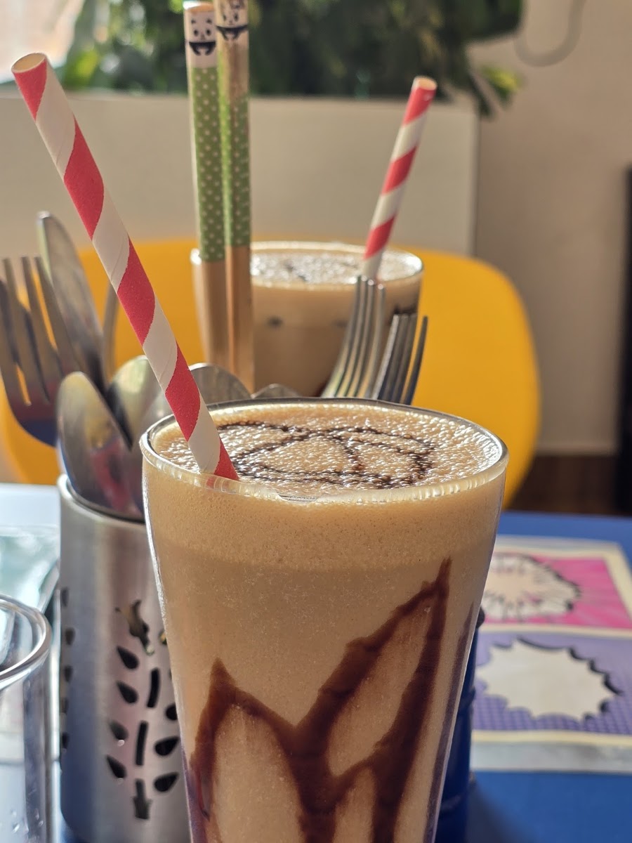 Eleven Lounge Cafe