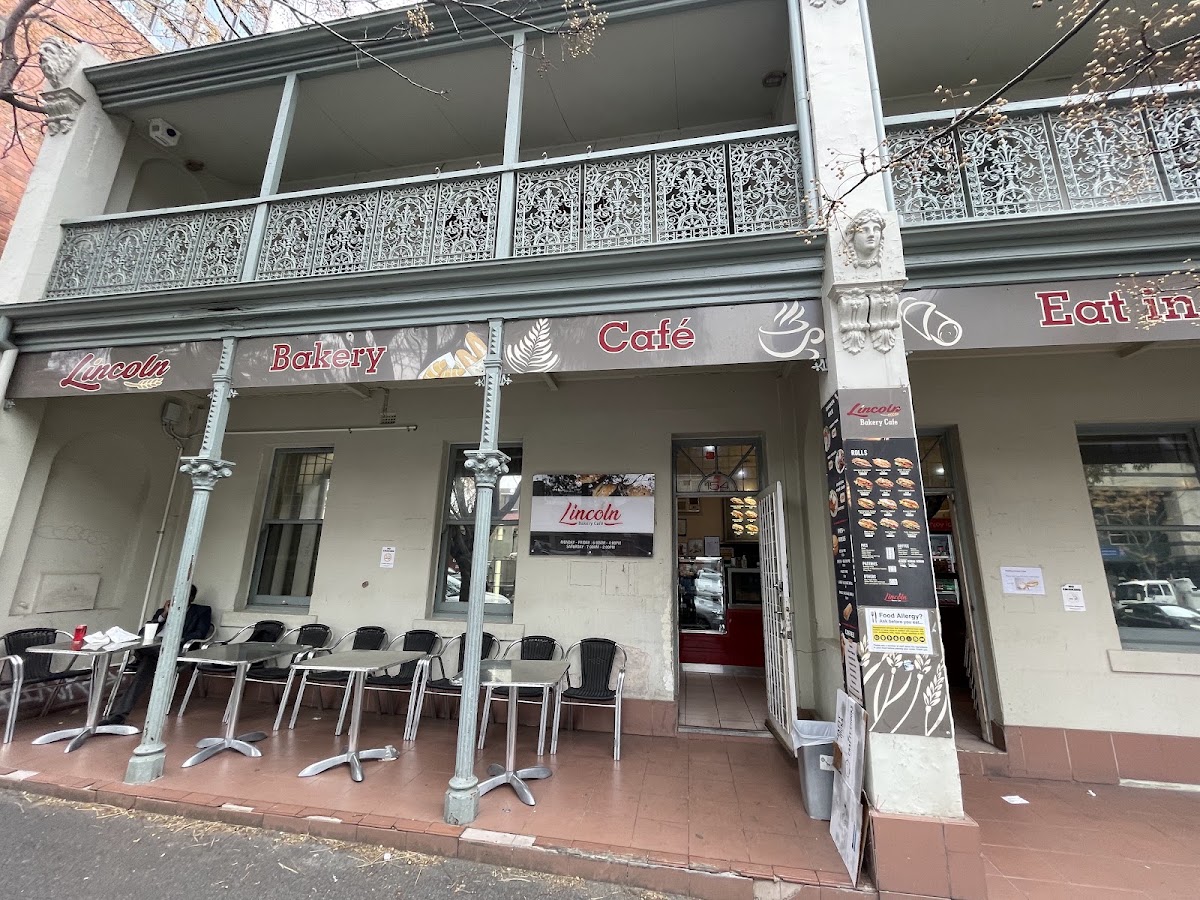 Lincoln Bakery Cafe