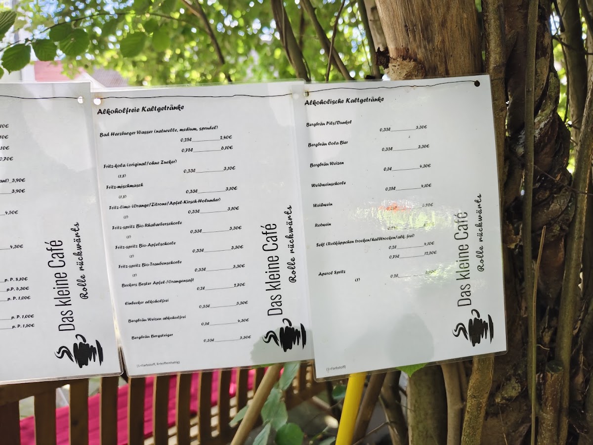 Das kleine Café Rolle rückwärts menu board