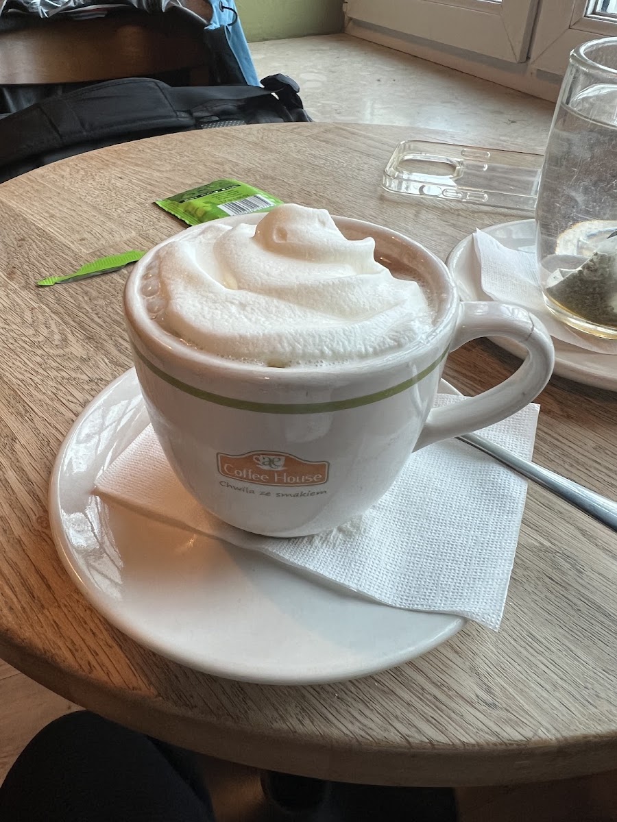 AE Coffee House - kawiarnia na dworcu PKP w Lublin Główny