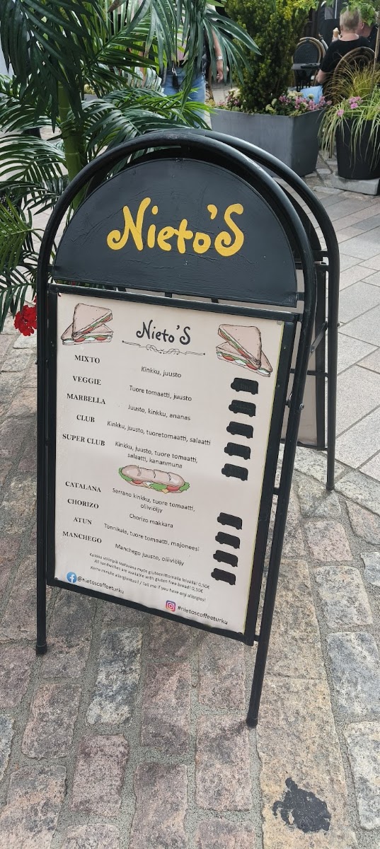 Nieto'S Coffee Truck menu board