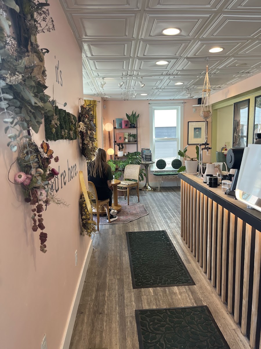 Kismet Coffee & Bloom