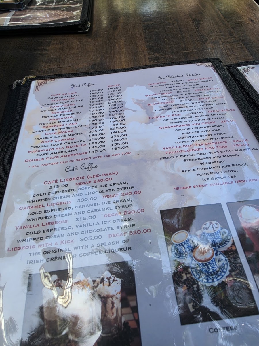 Cafe Breton Armorica menu board