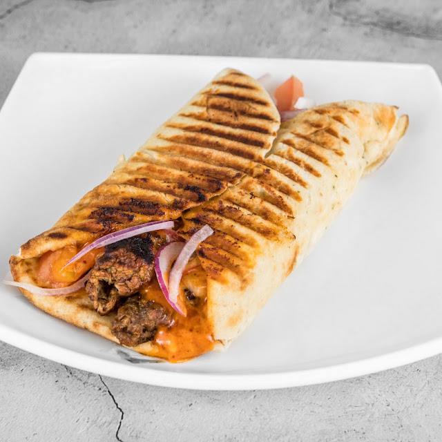 Naan Chicken Kebab