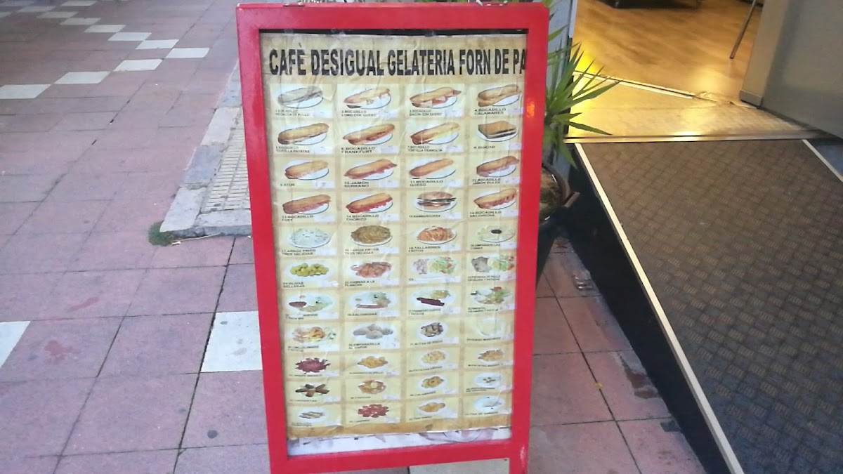 Café Desigual Gelateria Forn De Pa menu board