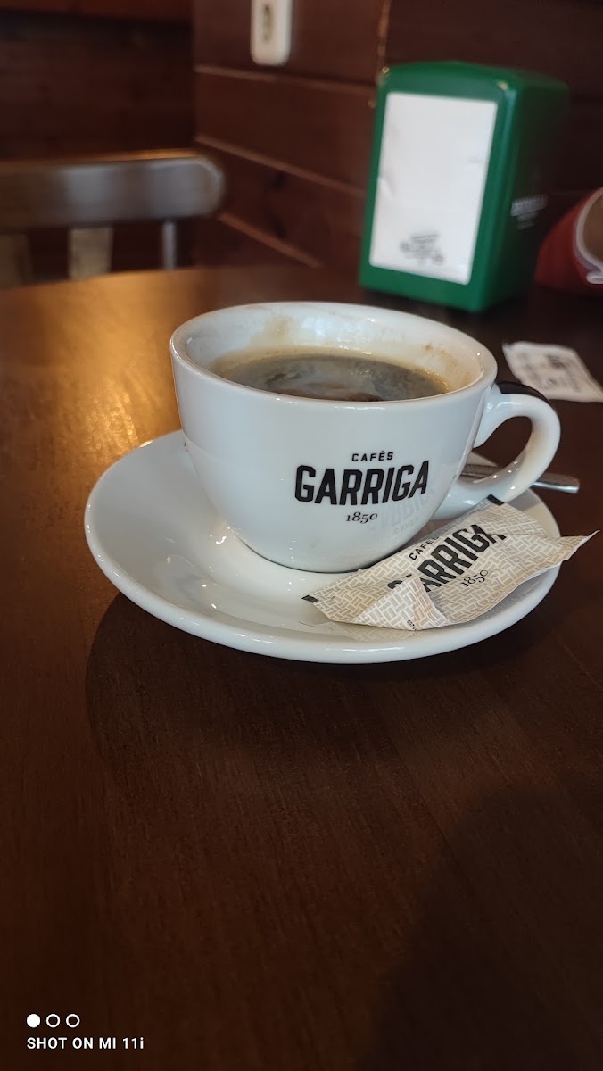 Al Son de Flori Café Literario.