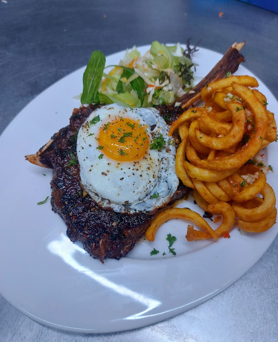 Dundale's Fusion Fijian Cafe & Eatery