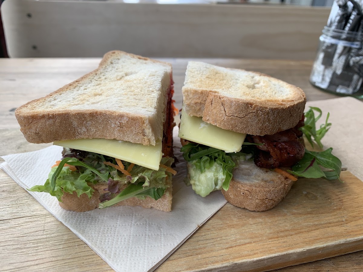 Odd Spot Cafe