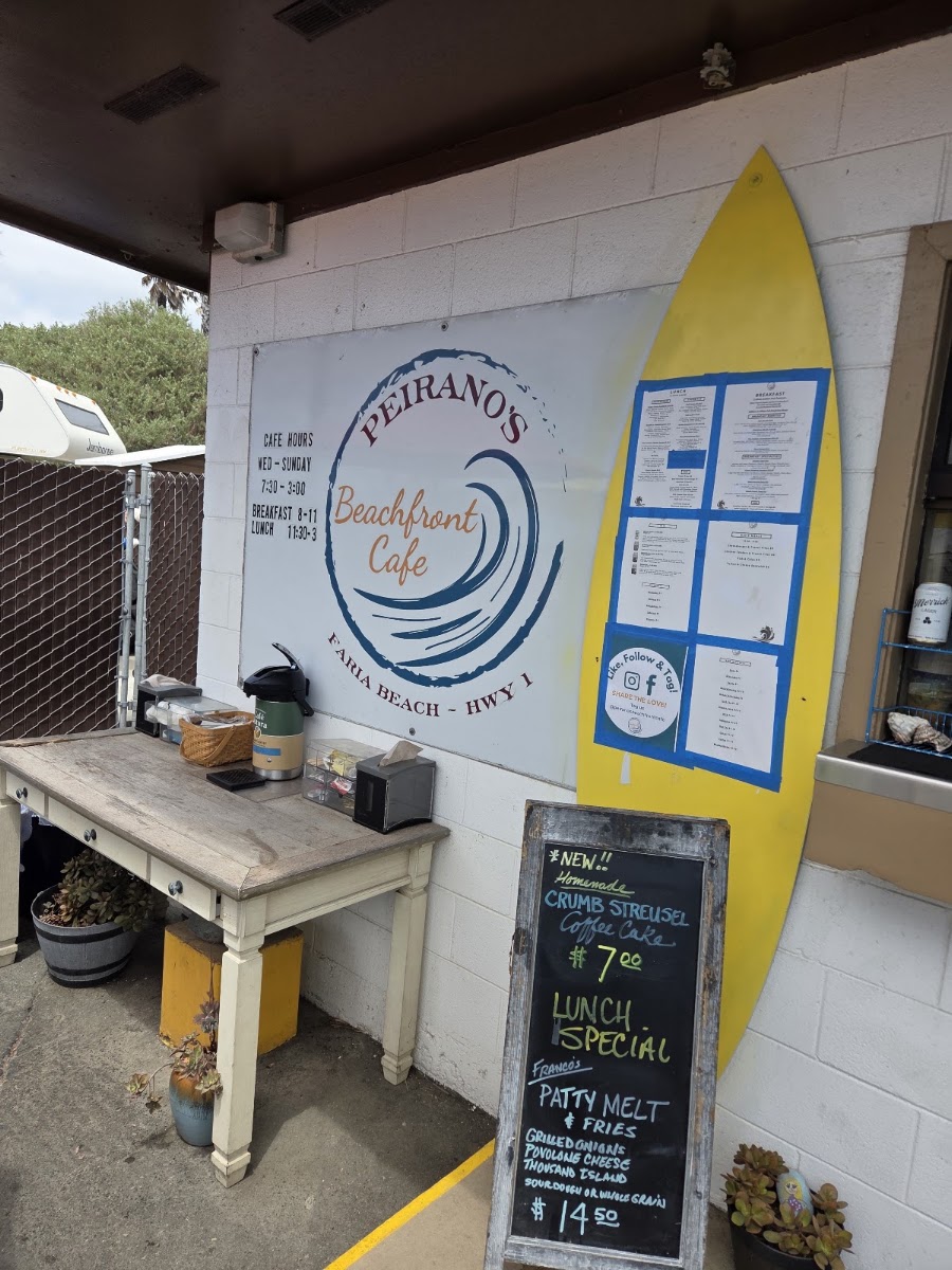 Peirano's Beachfront Cafe
