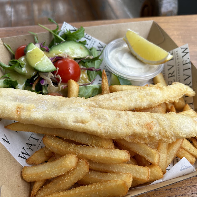 Flathead Fillets with Salad and Chips