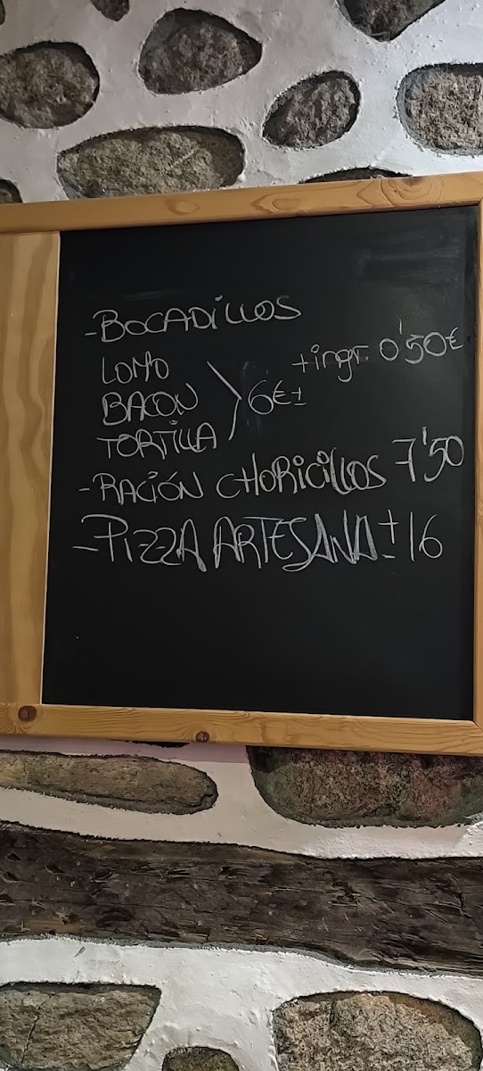 Cafeteria Tapería O Pote menu board