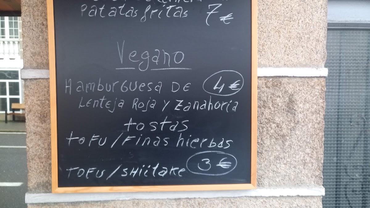 Cafeteria Tapería O Pote menu board