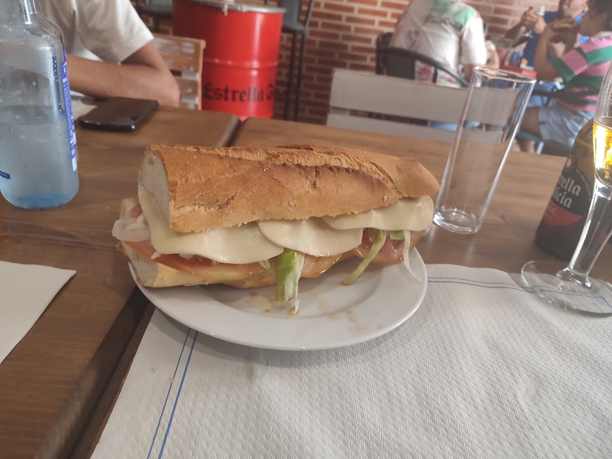 Cafeteria Tapería O Pote