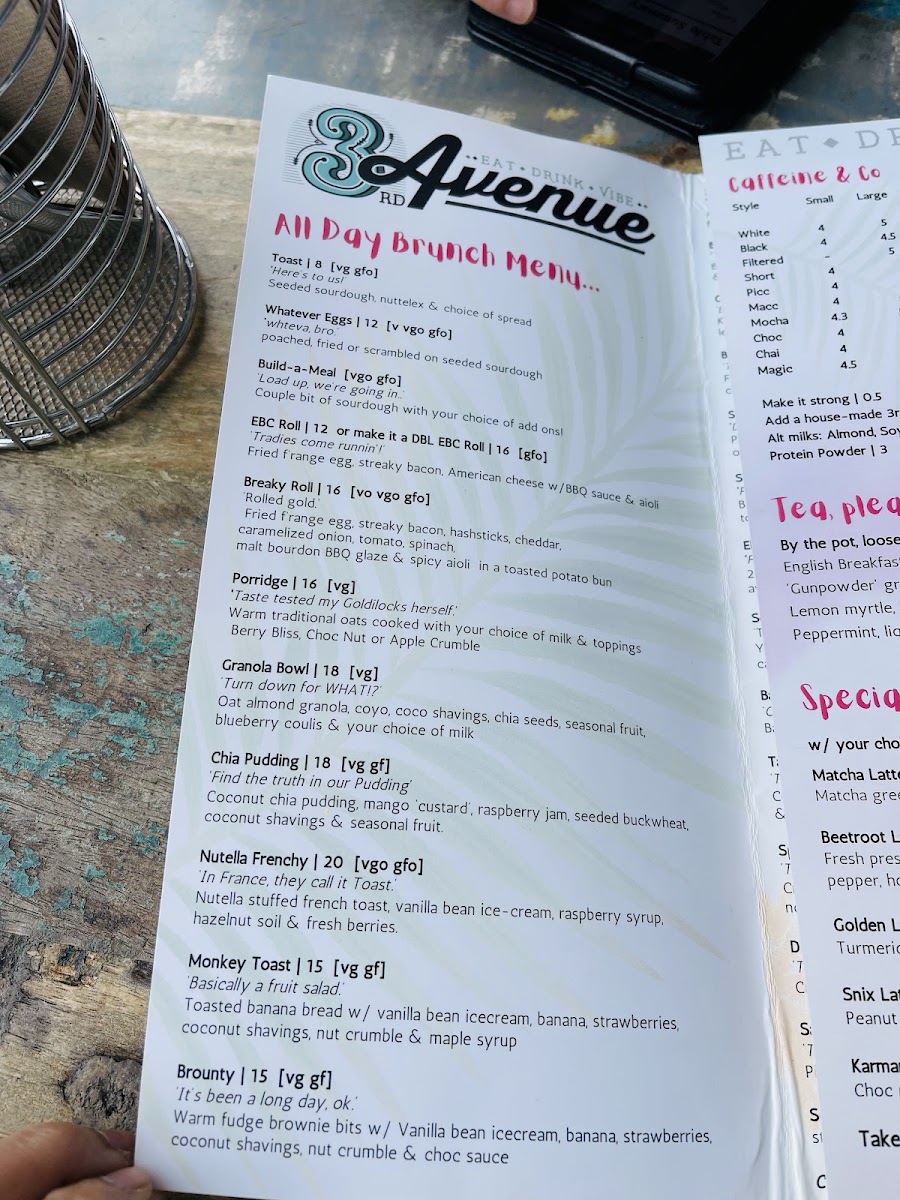 3rd Avenue menu board